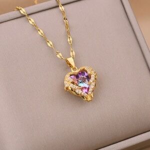 NEW 18K Gold Plated Angel Wings Heart Zircon Center Pendant Necklace